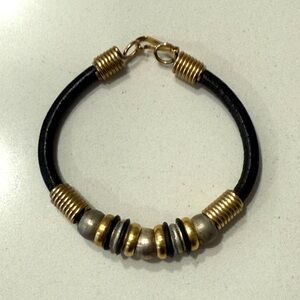 Black and Gold Beaded Bracelet
